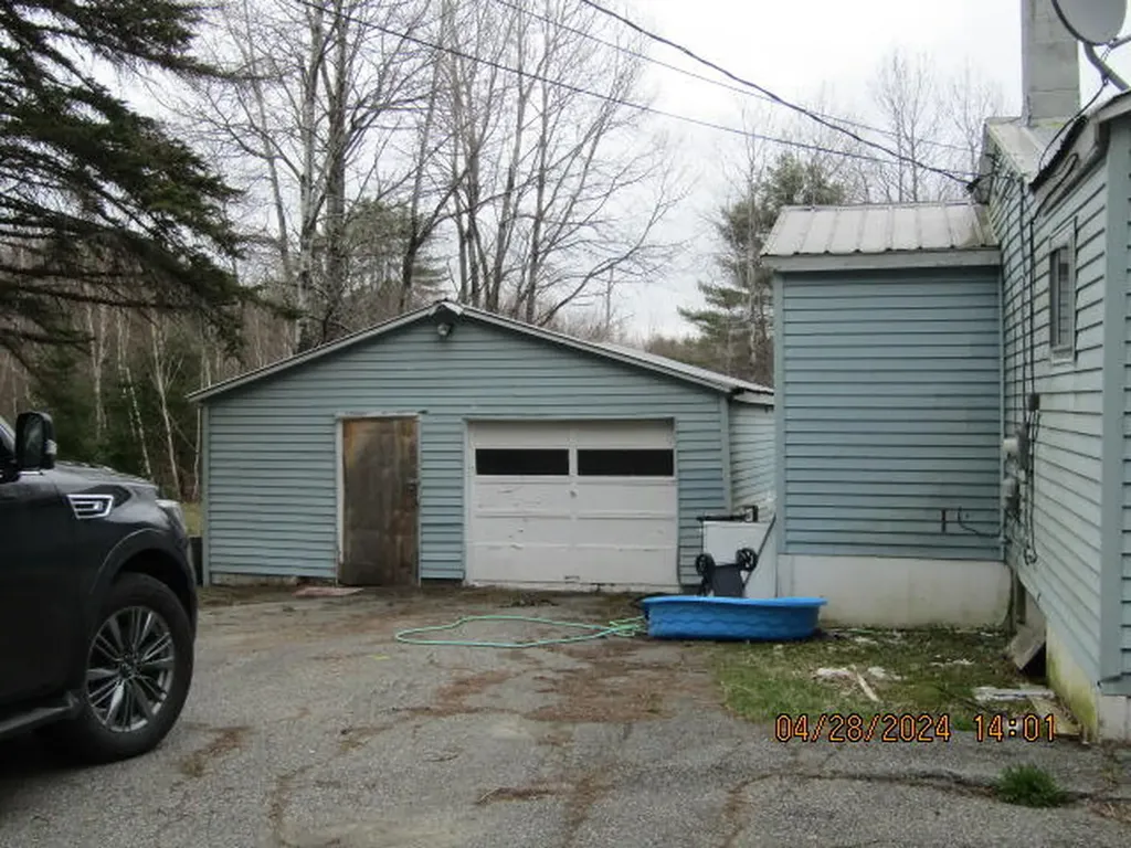 200 Back Street Monmouth ME 04265