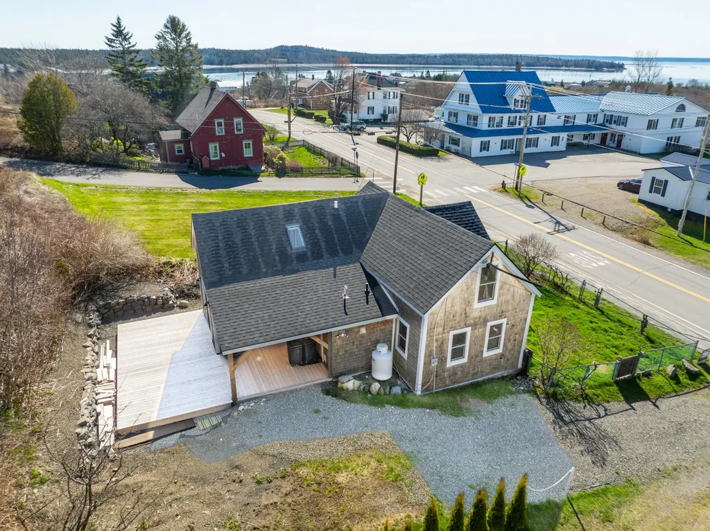 53 Washington Street Lubec ME 04652