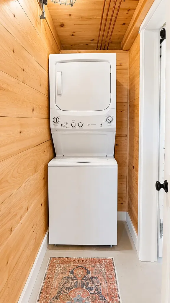 53 Washington Street Lubec ME 04652