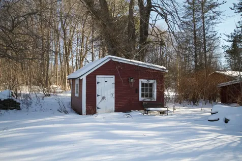 103 Pleasant Street Dexter ME 04930