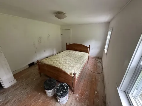 103 Pleasant Street Dexter ME 04930