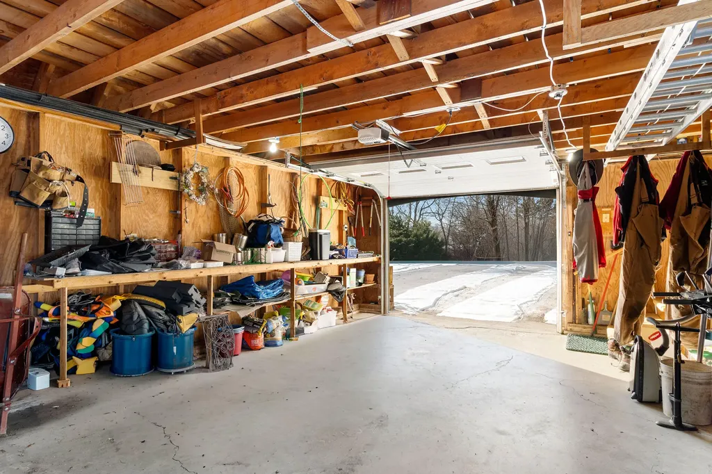 902 Dutch Neck Road Waldoboro ME 04572