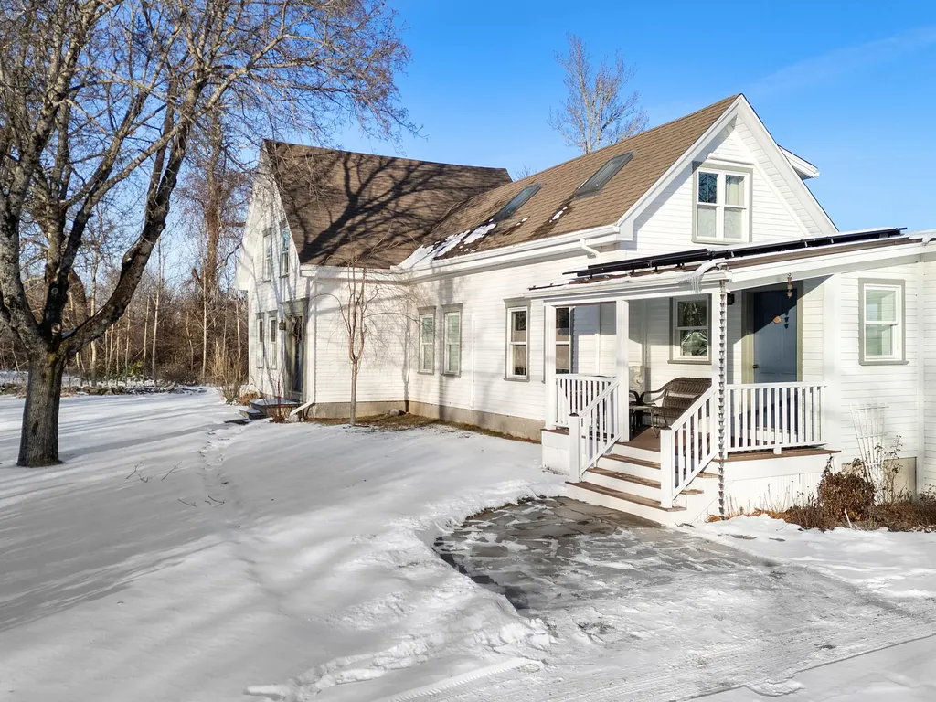 902 Dutch Neck Road Waldoboro ME 04572