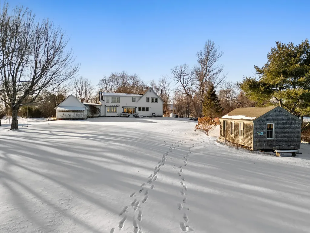 902 Dutch Neck Road Waldoboro ME 04572