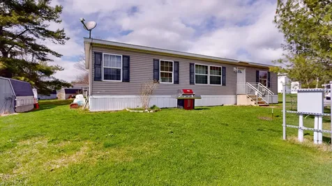 8 Sheldon Place Lewiston ME 04240