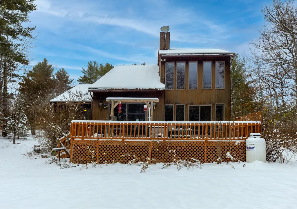 566 Deerfield Drive Hermon ME 04401