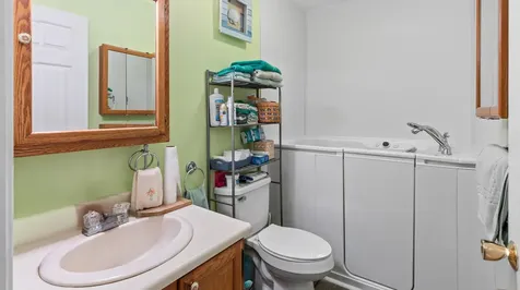 566 Deerfield Drive Hermon ME 04401