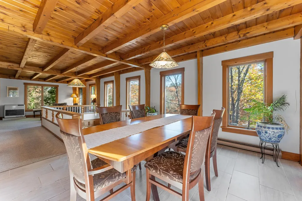 6 Abenaki Road Boothbay Harbor ME 04538