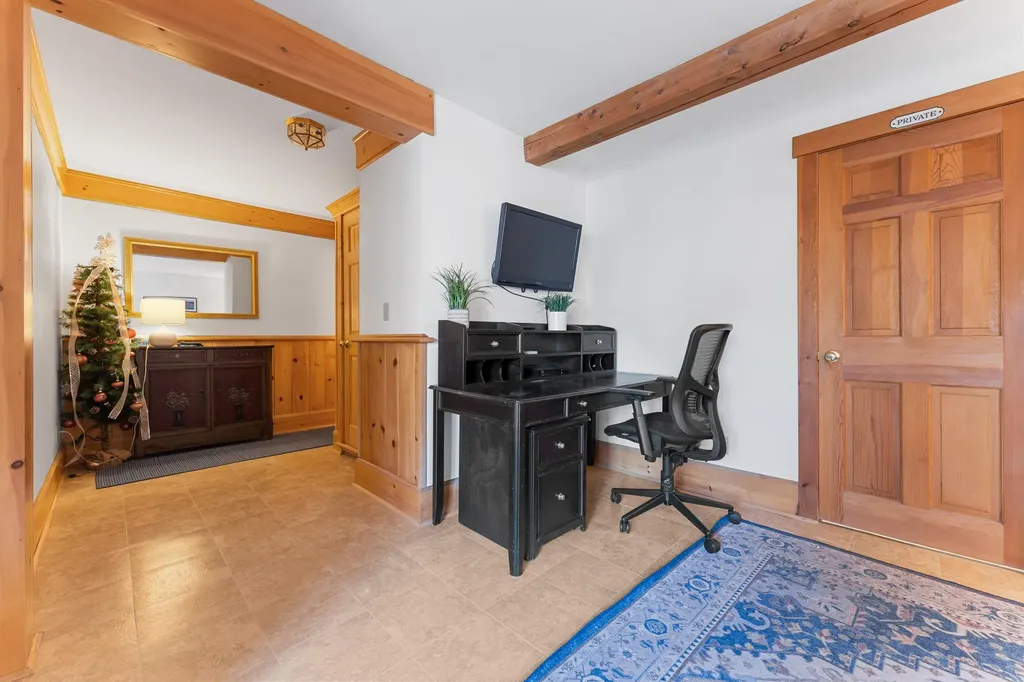 6 Abenaki Road Boothbay Harbor ME 04538