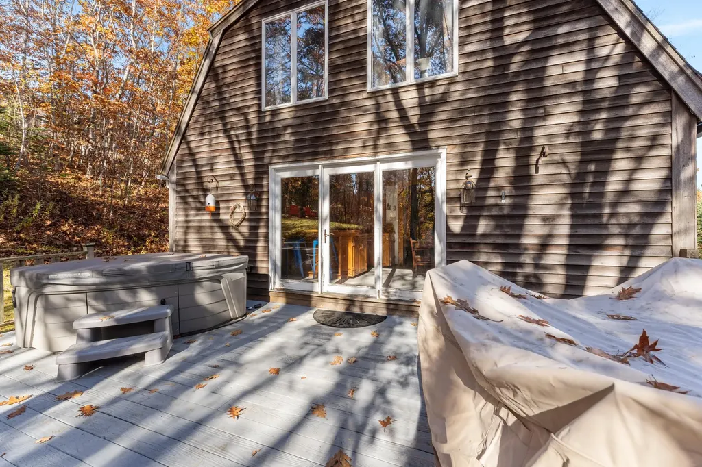 6 Abenaki Road Boothbay Harbor ME 04538