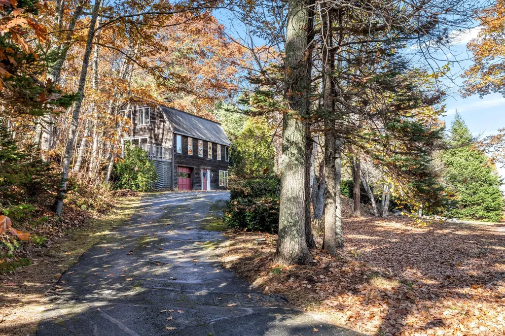 6 Abenaki Road Boothbay Harbor ME 04538