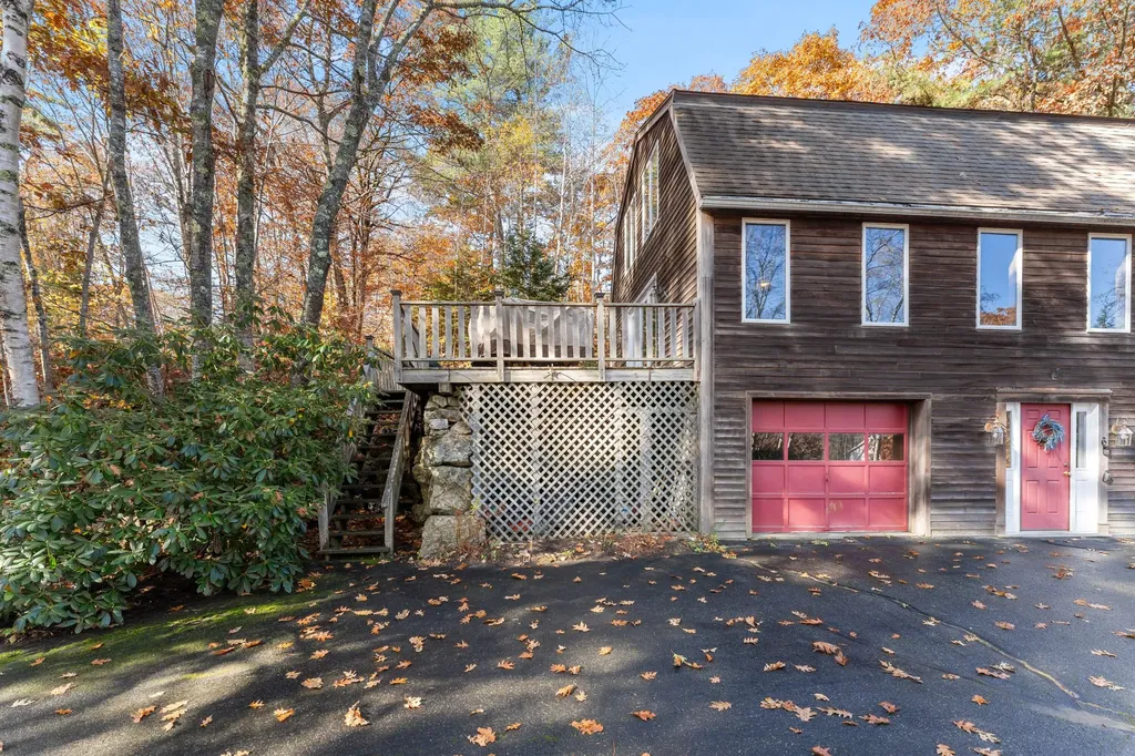 6 Abenaki Road Boothbay Harbor ME 04538