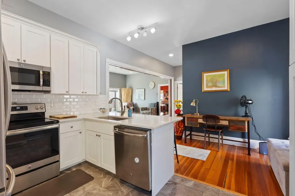 89 Water Street Hallowell ME 04347