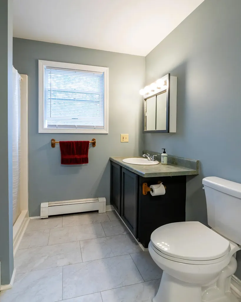 36 Sunrise Terrace Thomaston ME 04861