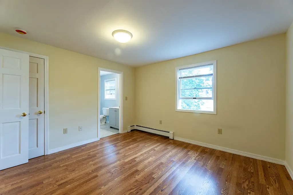 36 Sunrise Terrace Thomaston ME 04861