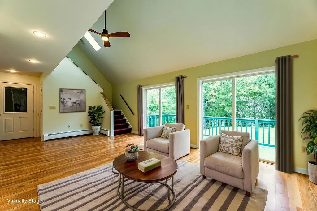 36 Sunrise Terrace Thomaston ME 04861