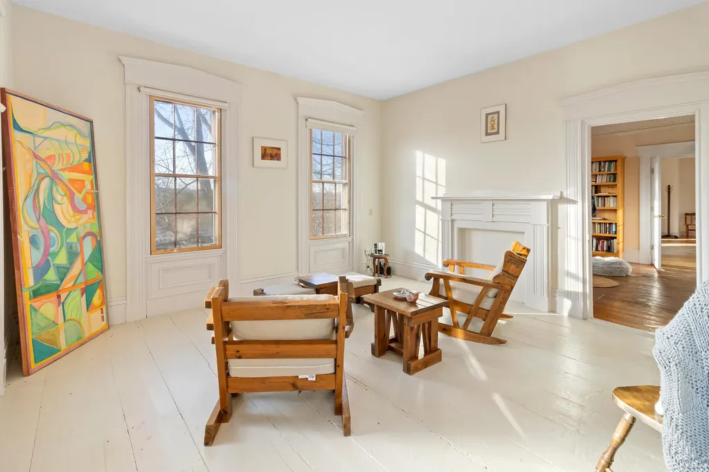 16 School Street Waldoboro ME 04572