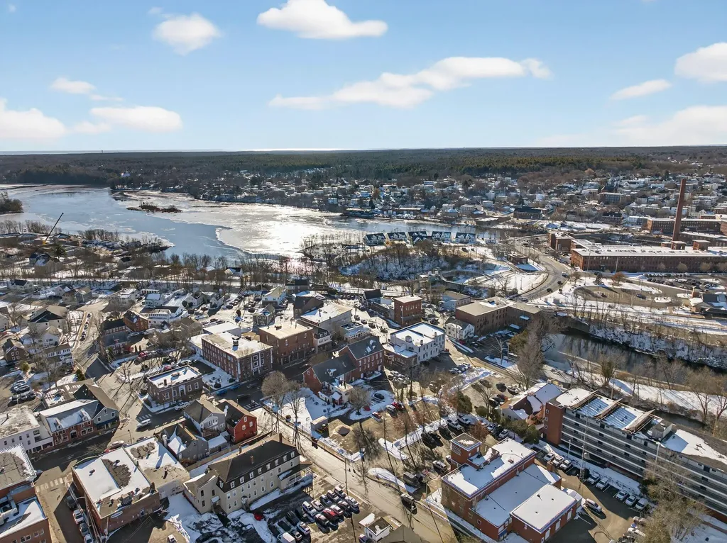 190 Main Street Saco ME 04072