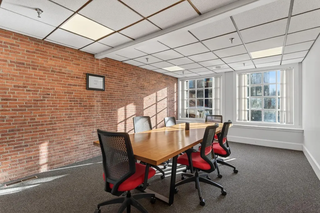 190 Main Street Saco ME 04072