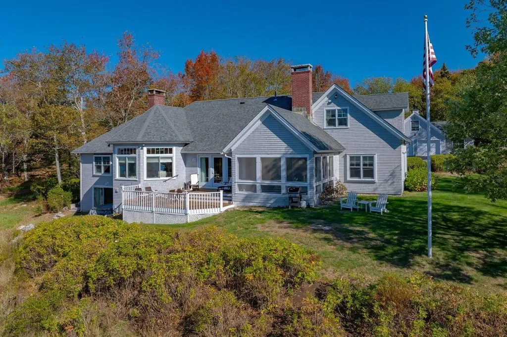 75 Old Cove Lane Brooklin ME 04616