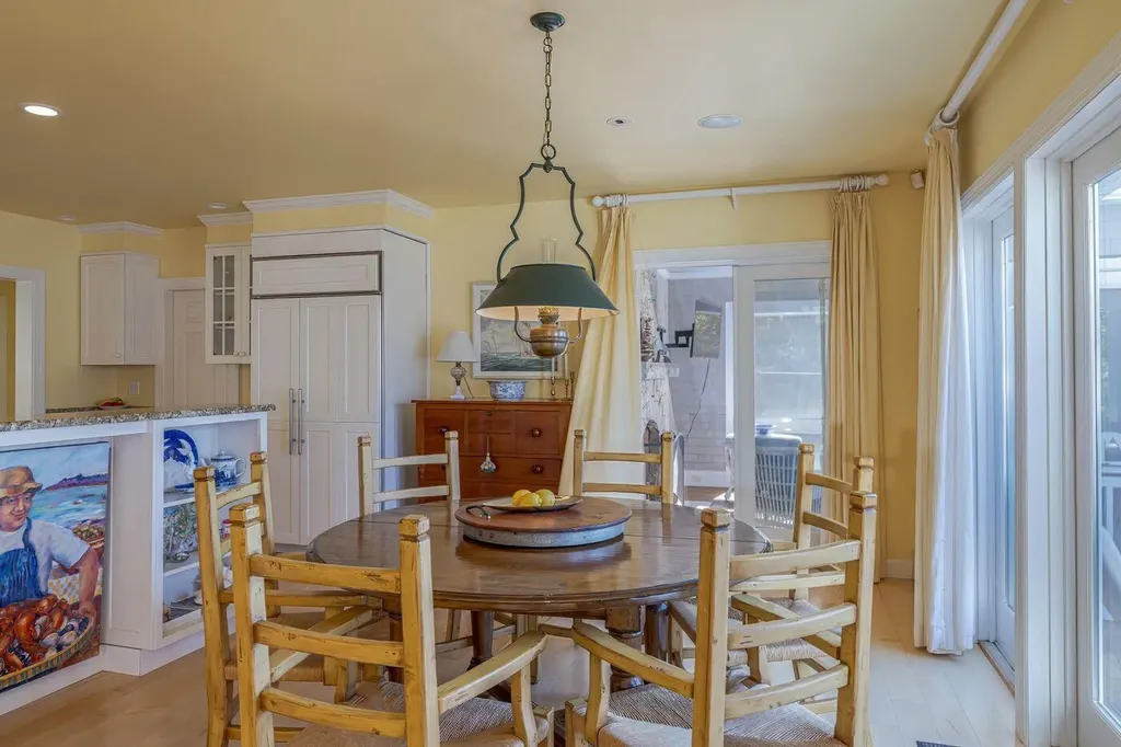 75 Old Cove Lane Brooklin ME 04616