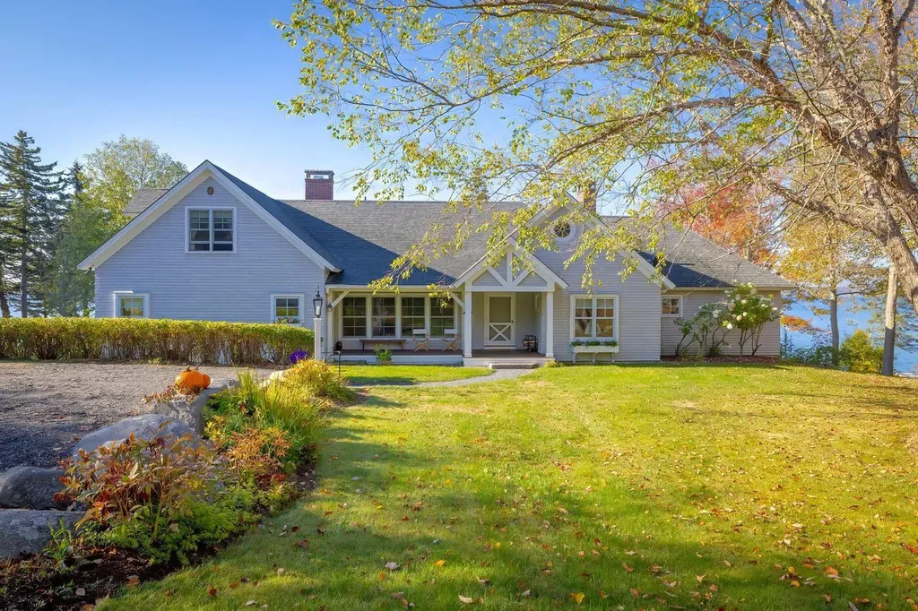 75 Old Cove Lane Brooklin ME 04616