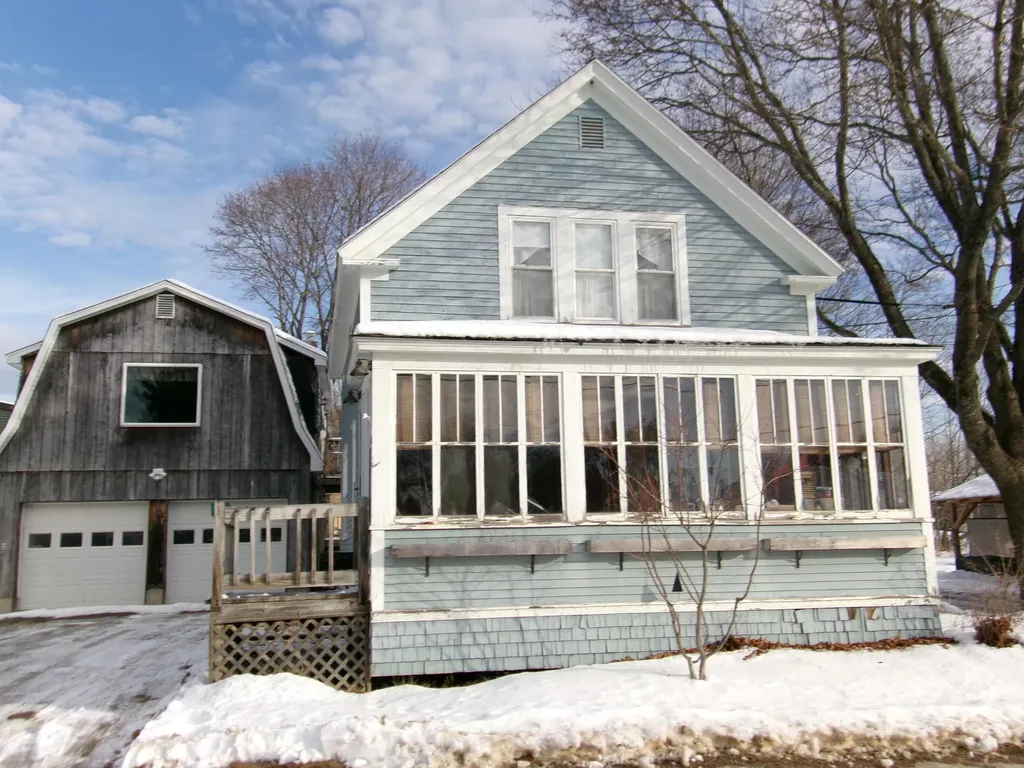 6 Morgan Street Lincoln ME 04457