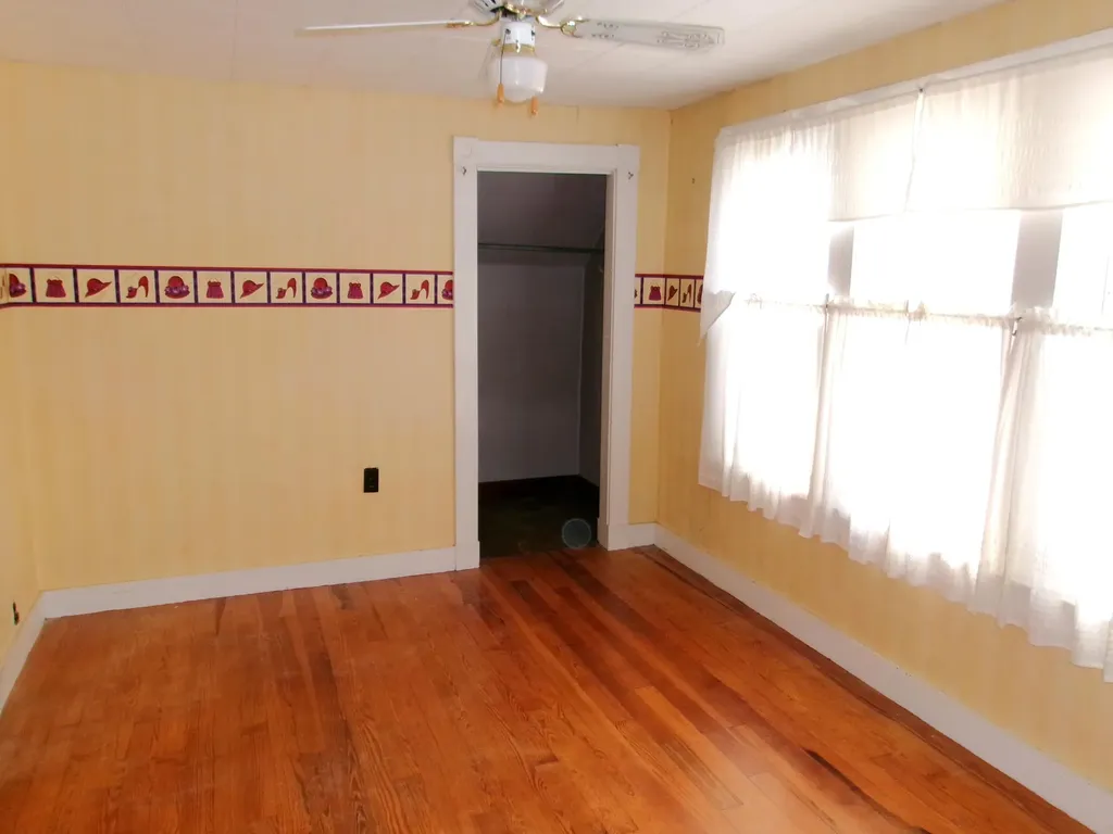 6 Morgan Street Lincoln ME 04457