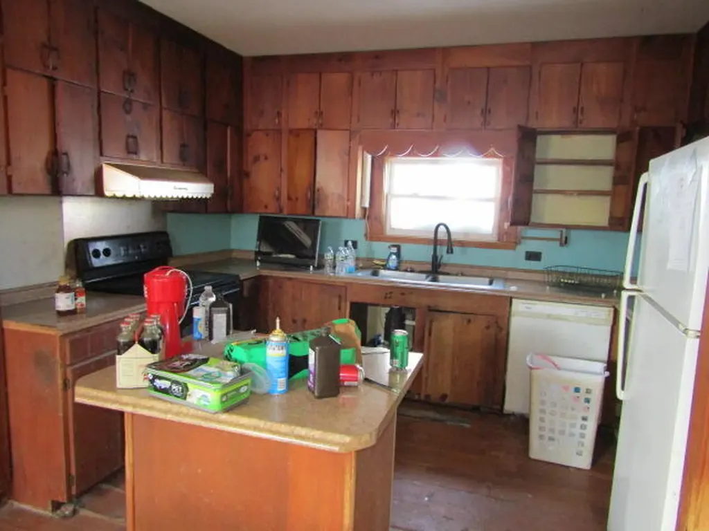 13 Otis Street Livermore Falls ME 04254