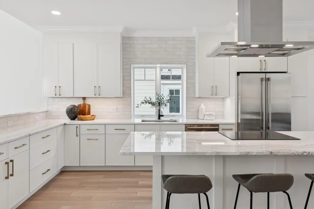 7 Isle Avenue Saco ME 04072
