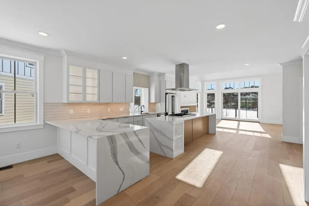 7 Isle Avenue Saco ME 04072
