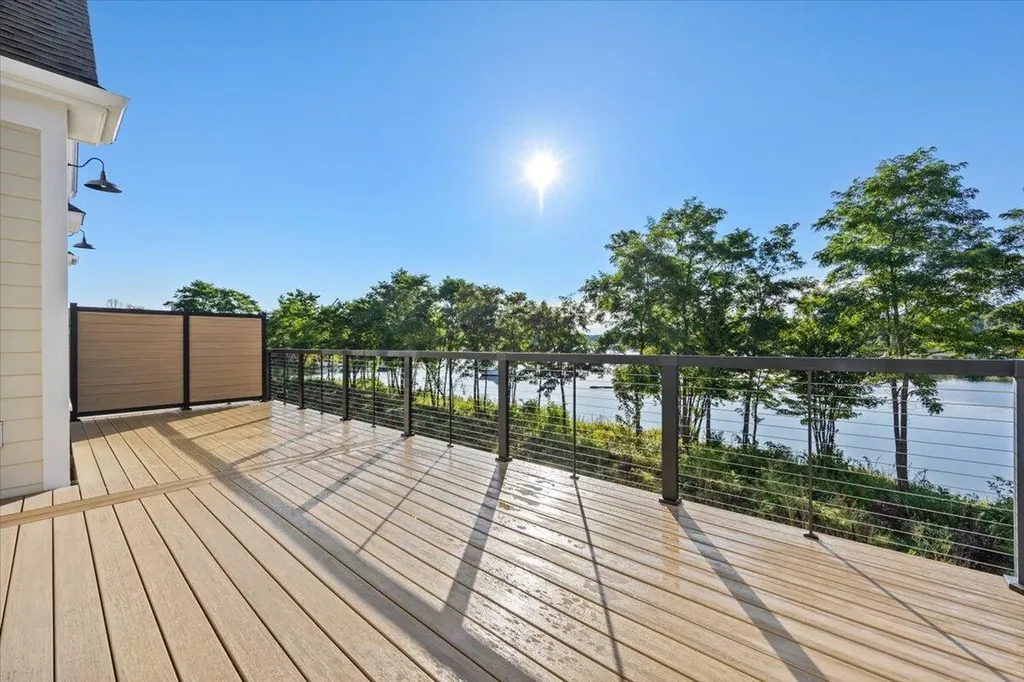 7 Isle Avenue Saco ME 04072