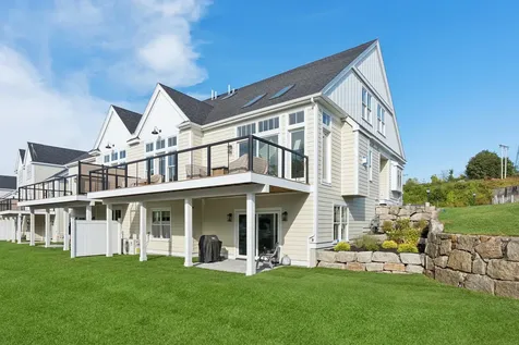 7 Isle Avenue Saco ME 04072