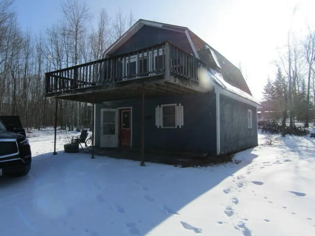 760 Whitefield Road Pittston ME 04345