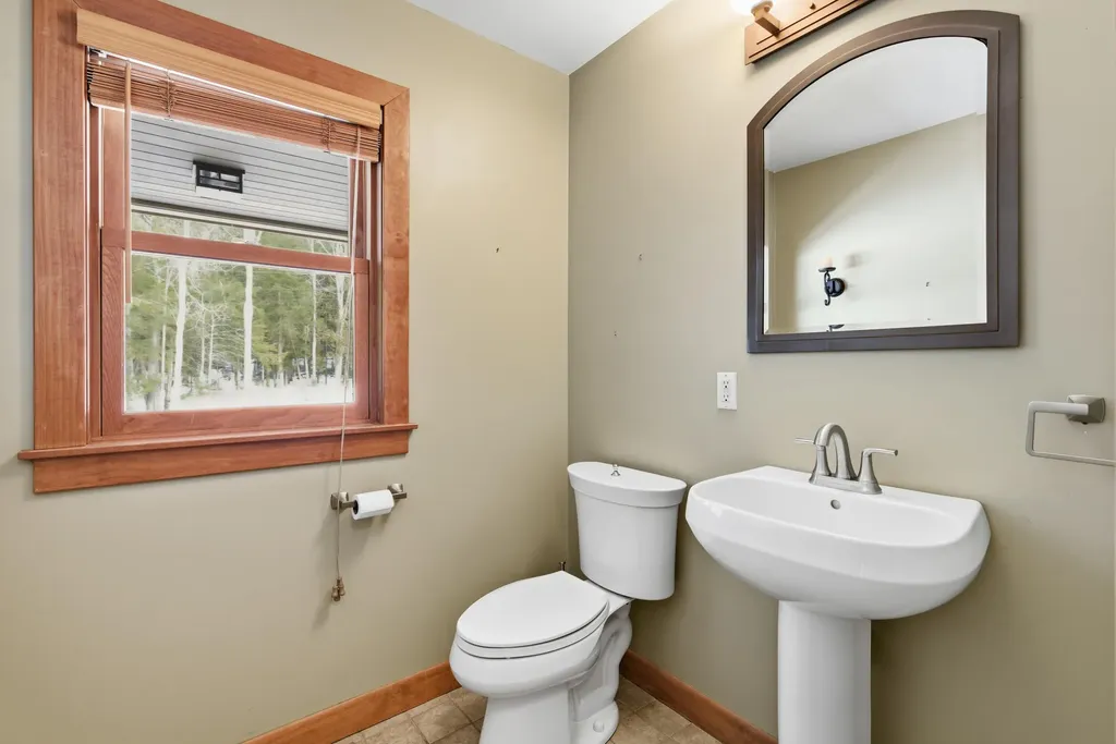 5 Arrowhead Ridge Road Freeport ME 04032