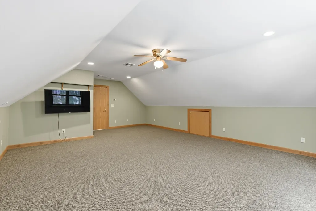5 Arrowhead Ridge Road Freeport ME 04032