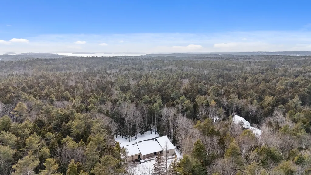 5 Arrowhead Ridge Road Freeport ME 04032