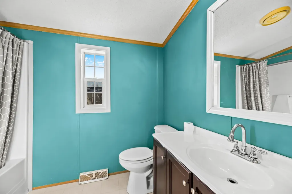 58 Fleming Street Lincoln ME 04457