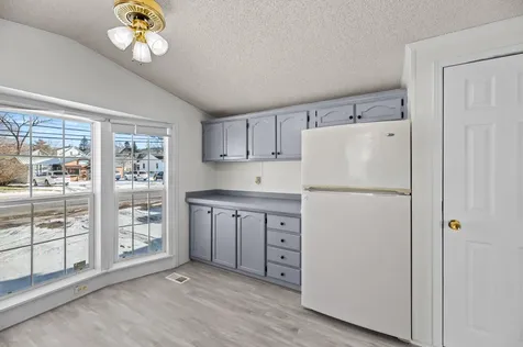 58 Fleming Street Lincoln ME 04457