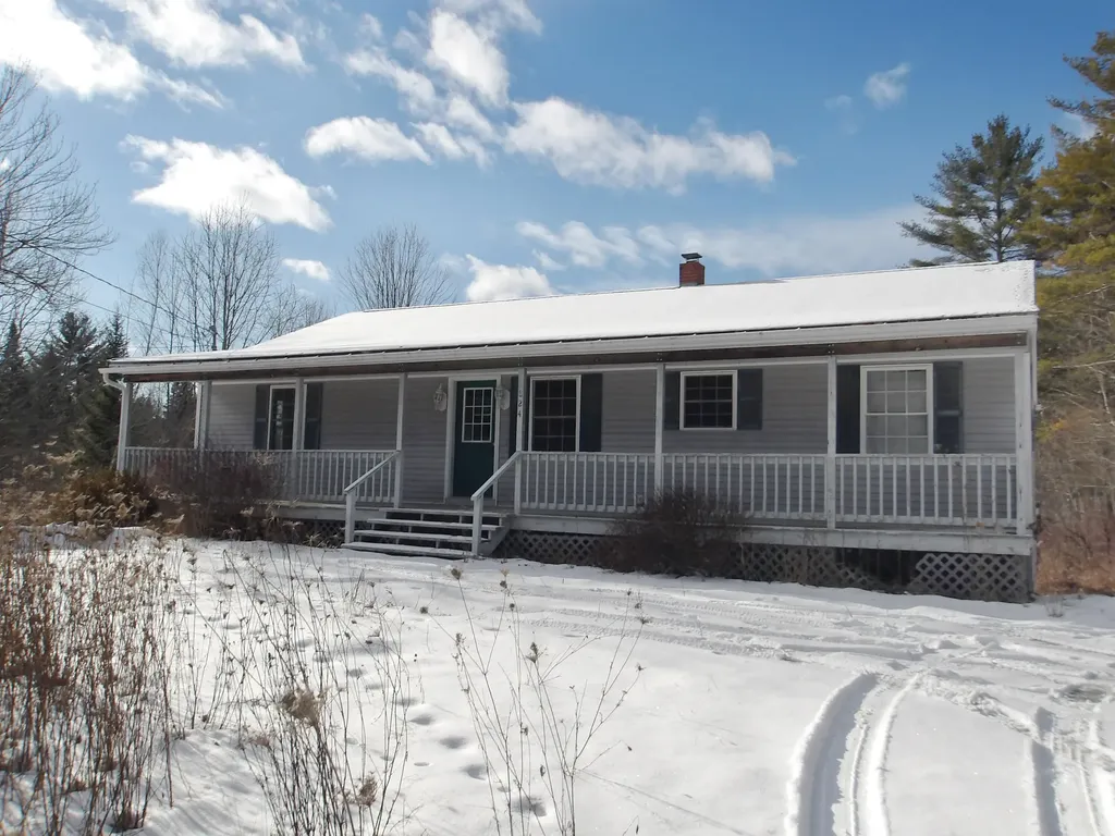 824 Ridge Road Windsor ME 04363