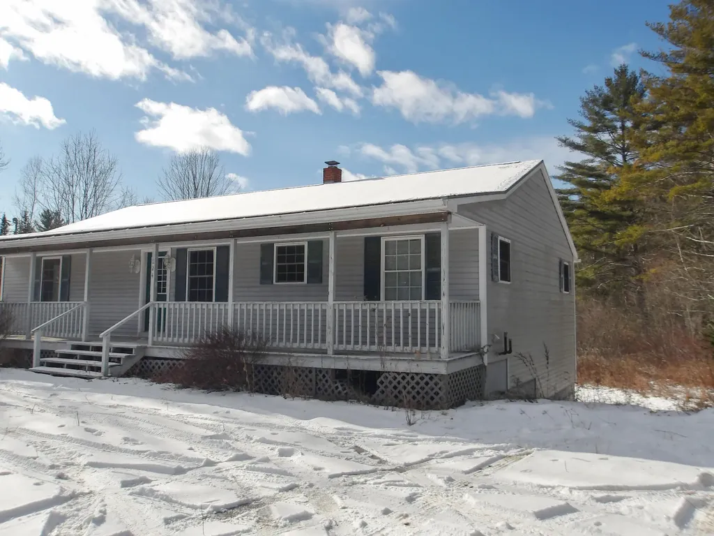 824 Ridge Road Windsor ME 04363