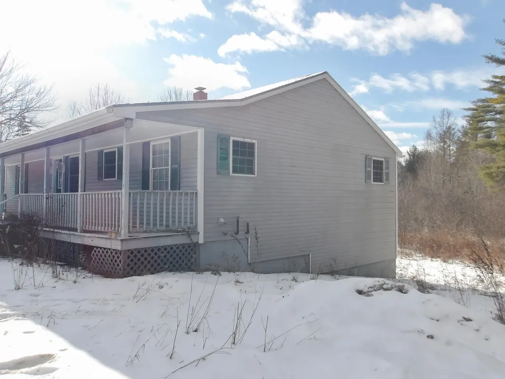 824 Ridge Road Windsor ME 04363