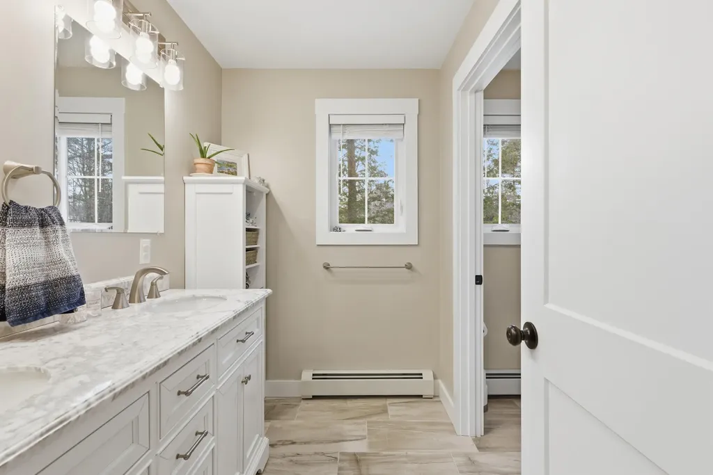 5 Long Lane Road Windham ME 04062