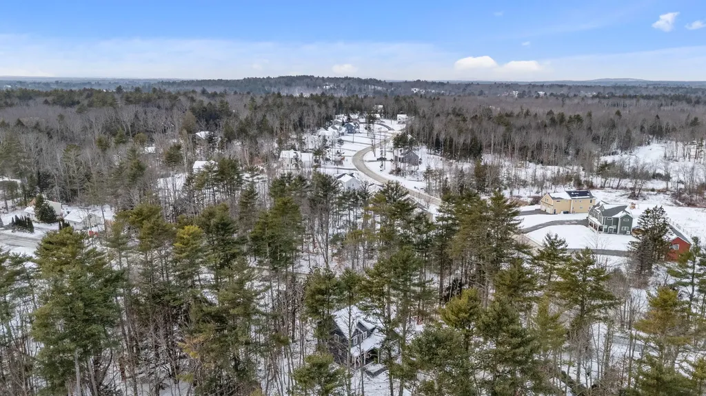 5 Long Lane Road Windham ME 04062