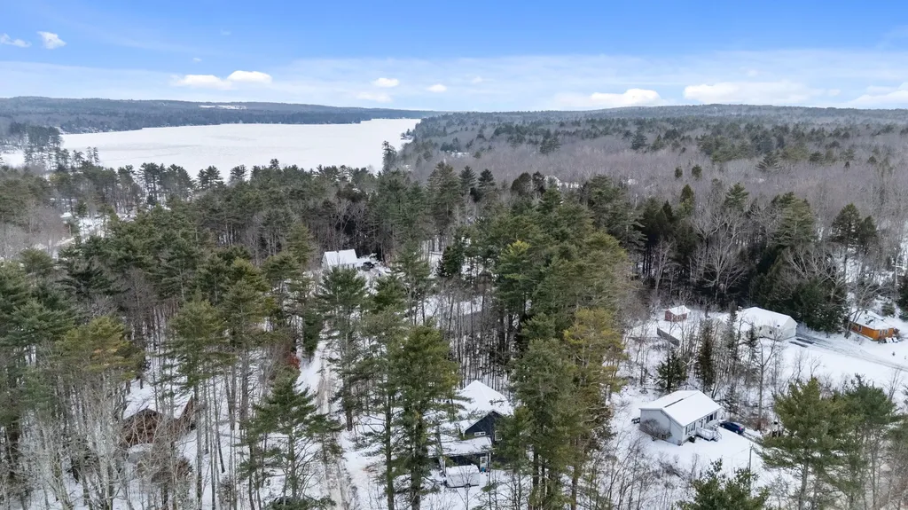5 Long Lane Road Windham ME 04062
