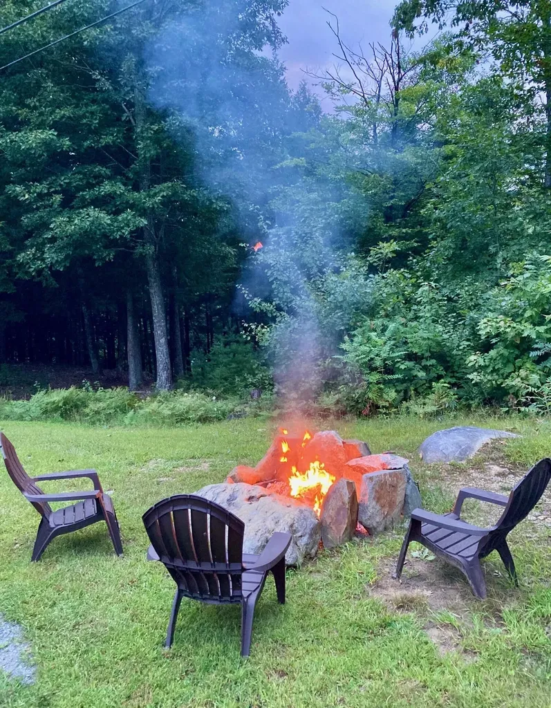 89 Boot Cove Lane Winthrop ME 04364