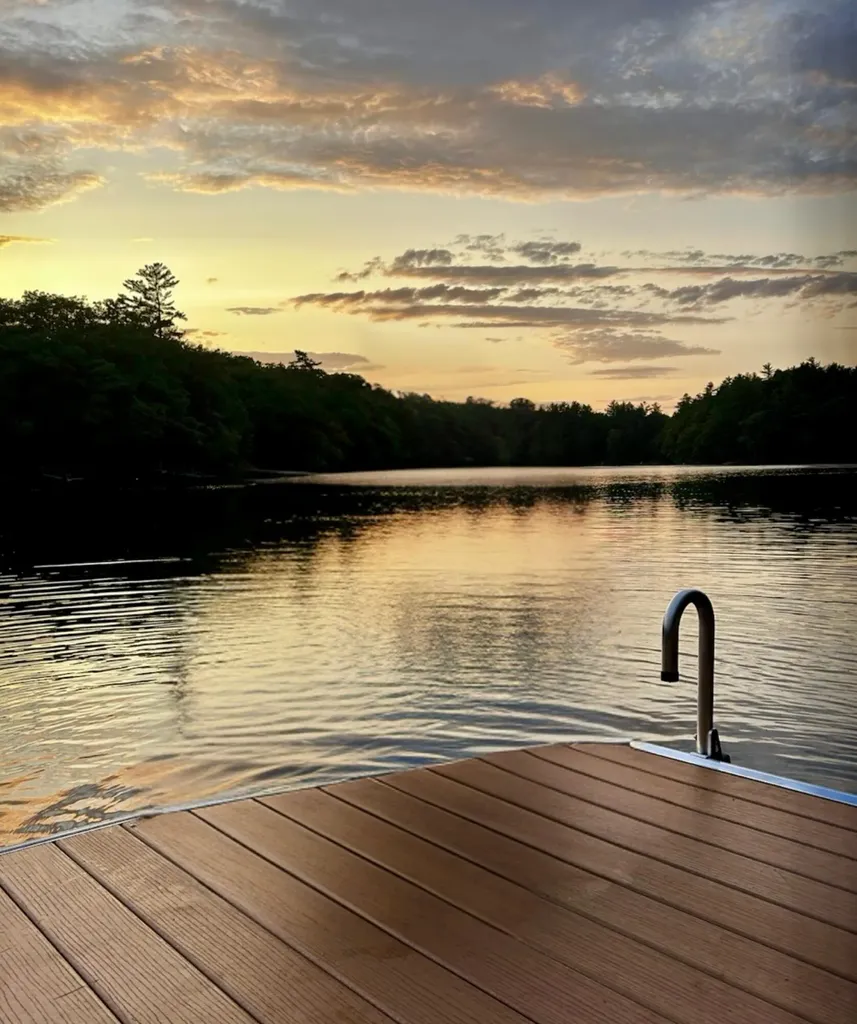 89 Boot Cove Lane Winthrop ME 04364