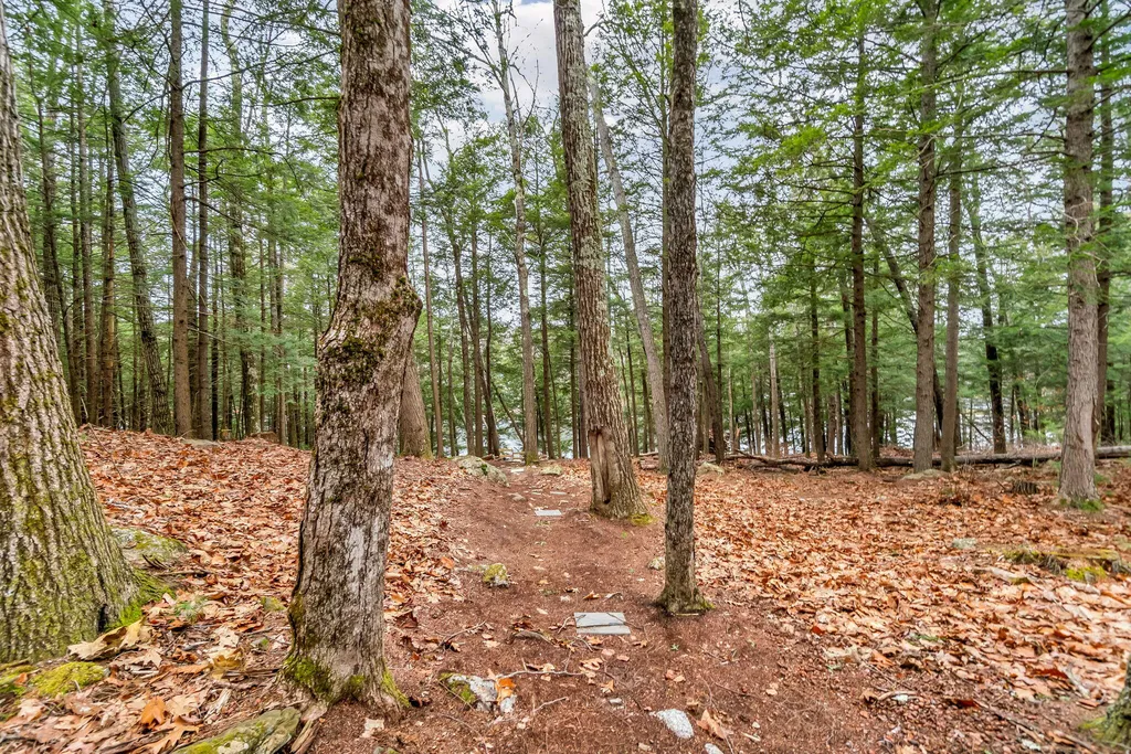 89 Boot Cove Lane Winthrop ME 04364