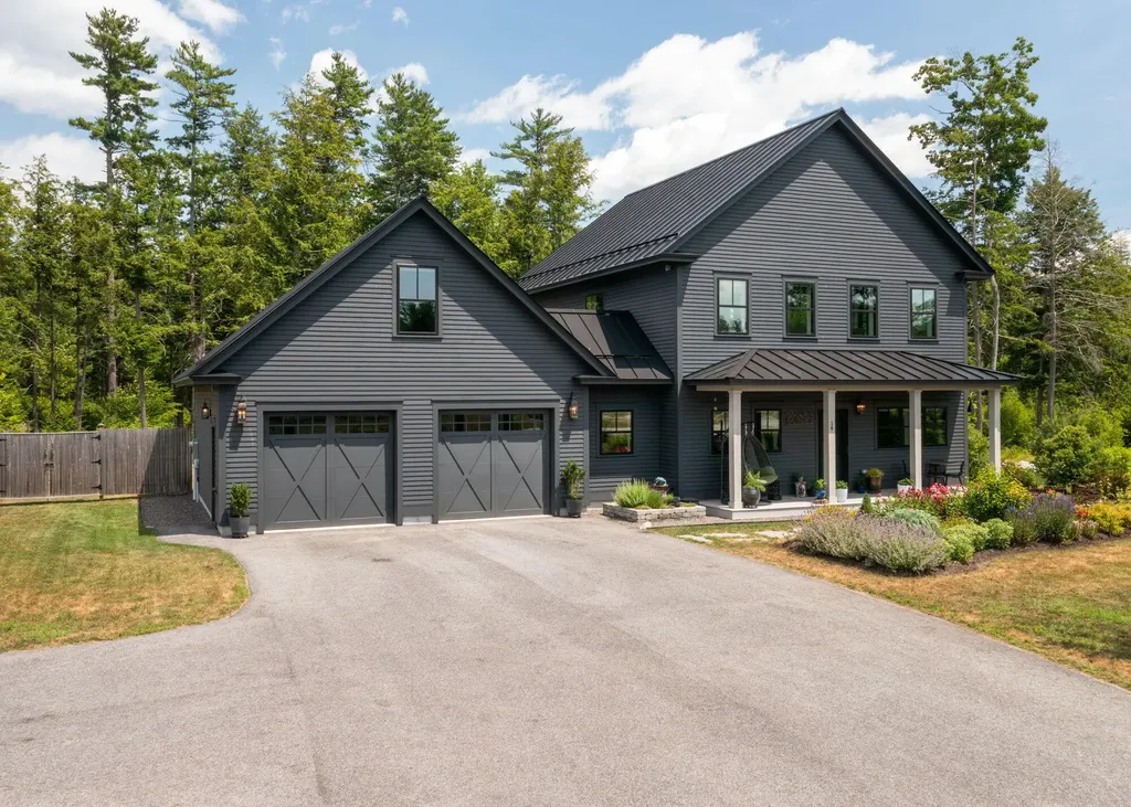 14 Oliver Lane Gorham ME 04038