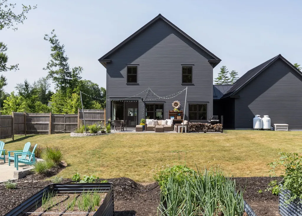 14 Oliver Lane Gorham ME 04038